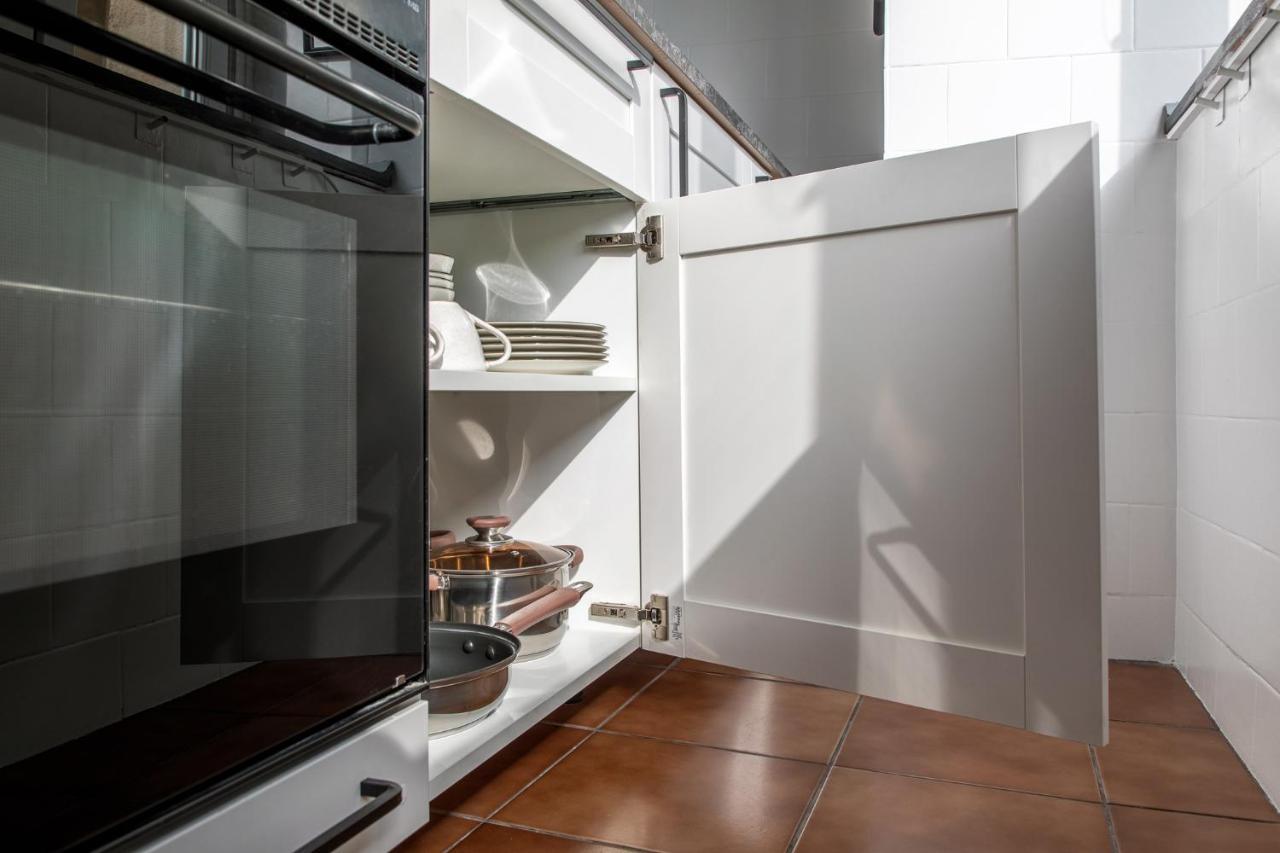 Designer Flat For 4, Heart Of Bucharest, Kitchen Villa Exterior photo